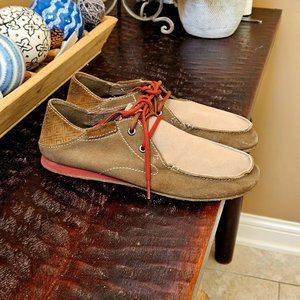 M-7.5; W-8.5 Merrell Kangaroo Tahmira Casual Shoe, Taupe